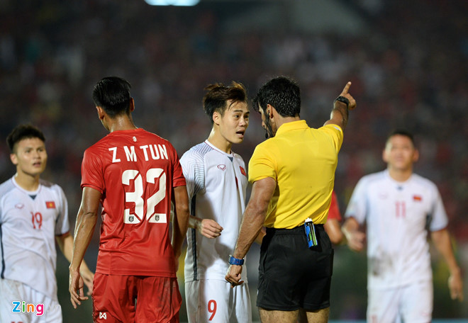 NHM Việt Nam ức chế với trọng tài, lo xa khi gặp Thái Lan AFF Cup 2018, Việt Nam , Việt Nam vs Myanmar